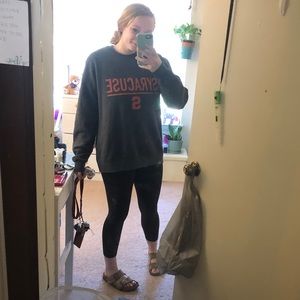 Meet your Posher, Thea